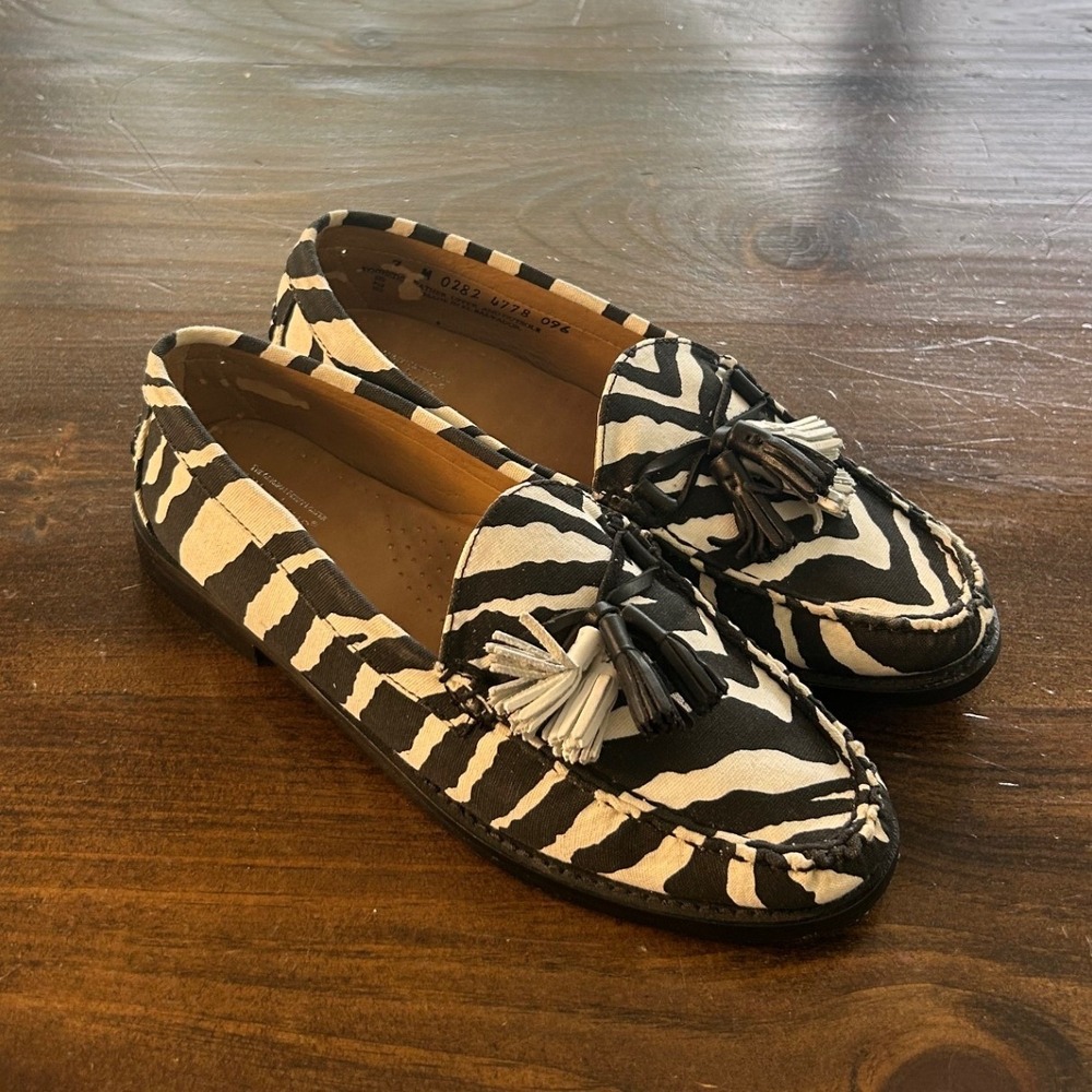G.H. Bass Weejuns Tassel Loafers 7 Black White Zebra Animal Print Safari Preppy - Picture 2 of 10